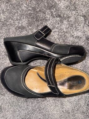 White Mountain Footbeds *  Clogs Mules Size 9.5M * Black